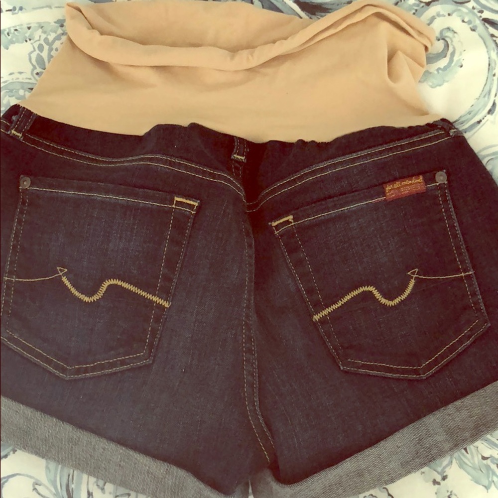 Seven maternity jean shorts size 29